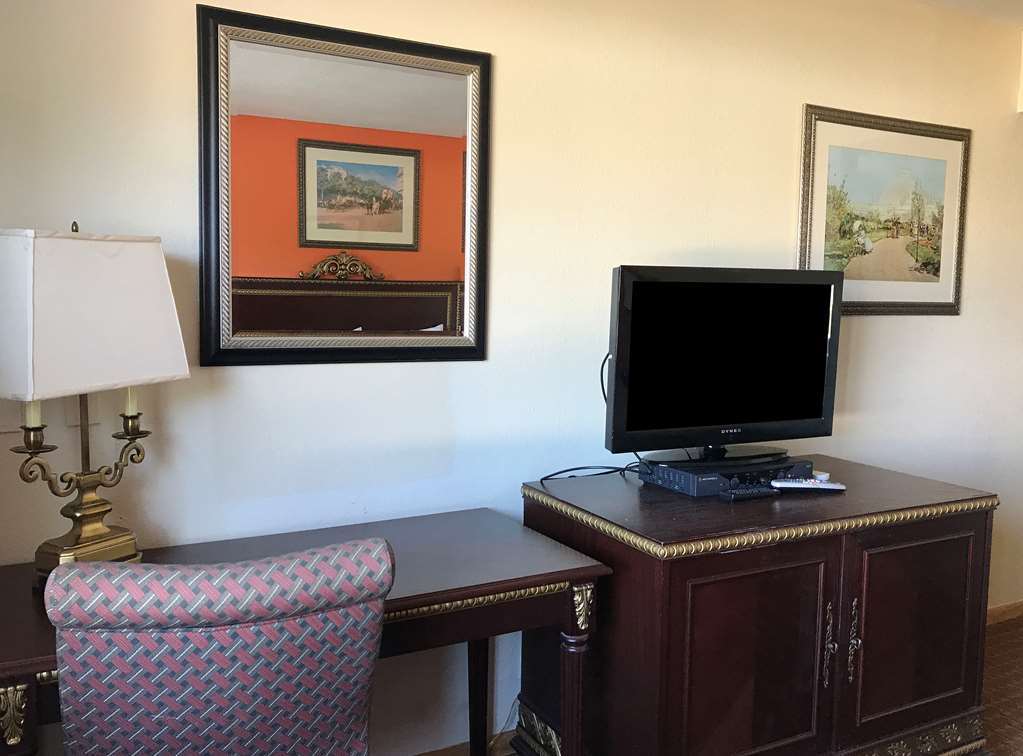 Americas Best Inn&Suites Urbana Habitación foto
