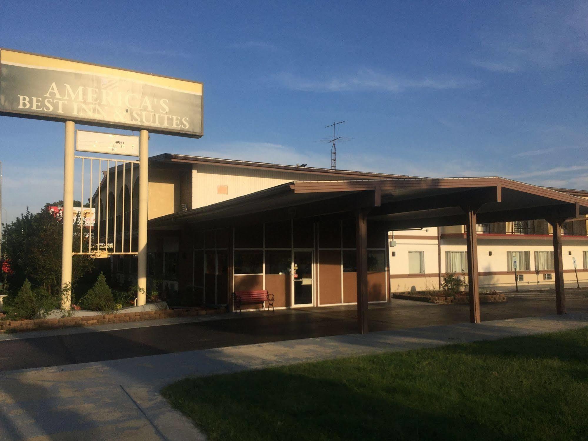 Americas Best Inn&Suites Urbana Exterior foto